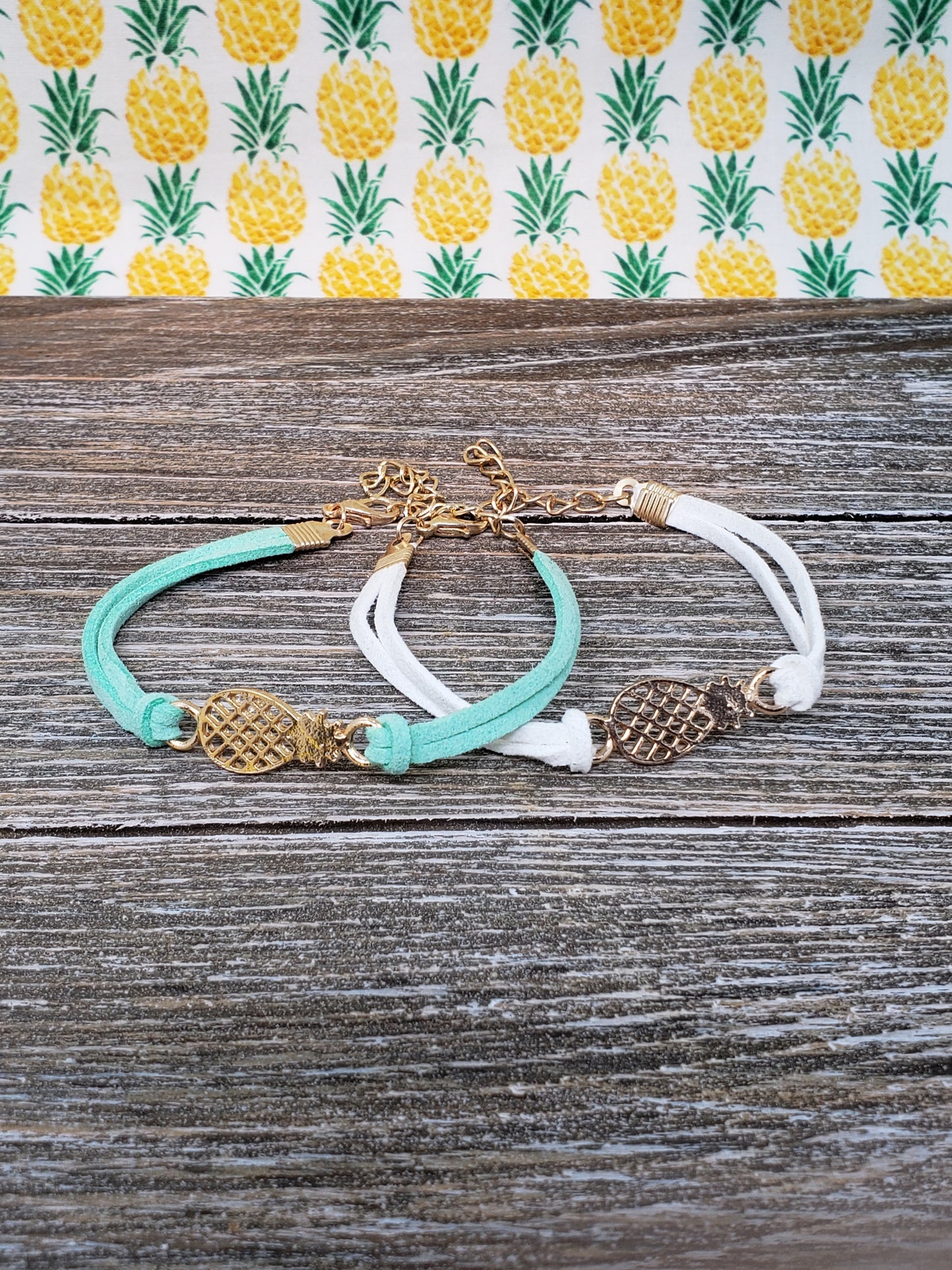 Pineapple Bracelet with Adjustable Chord Fertility Gift - Green and White